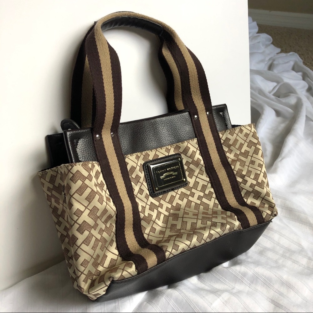 Vintage Tommy Hilfiger Purse